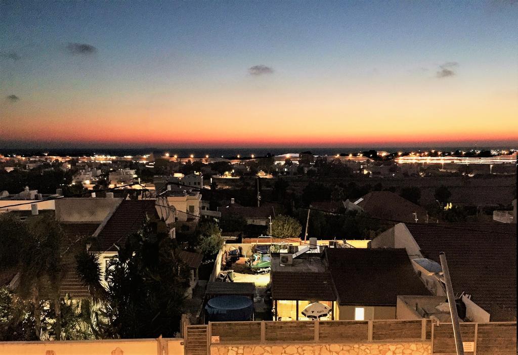 2 Bedroom Apartment In Atlit, Haifa District Esterno foto